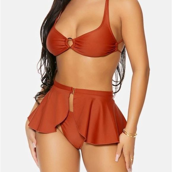 BEAUTIFUL 3 PIECE BIKINI! - Picture 1 of 8